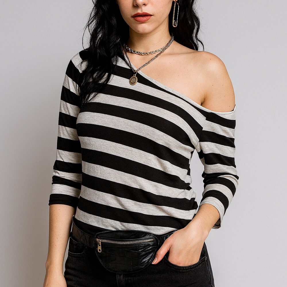 Derek Heart Black and White Striped Long Sleeve Tee